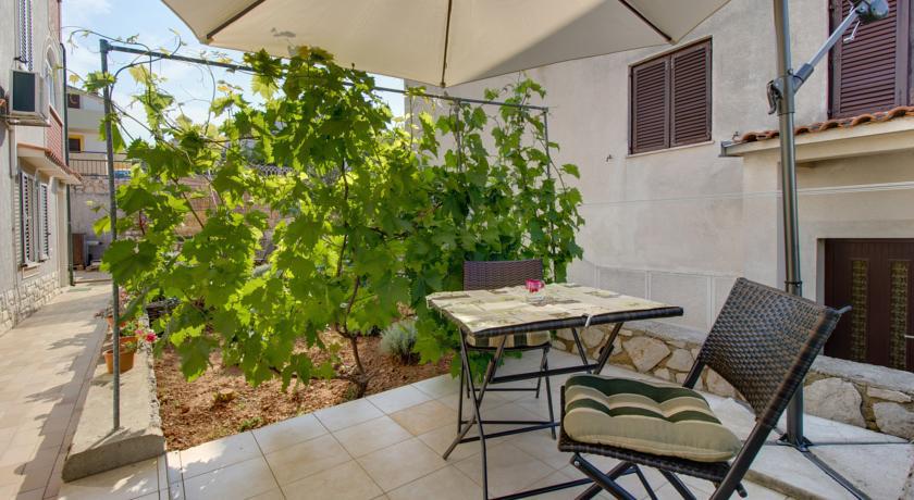 Apartment Nikolina Mali Losinj Phòng bức ảnh