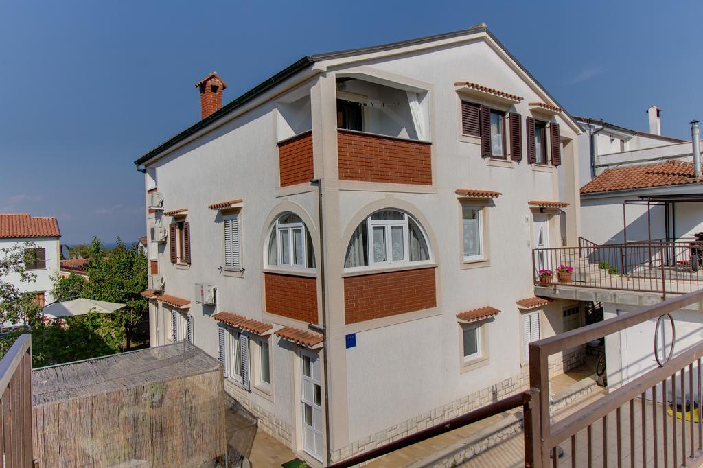 Apartment Nikolina Mali Losinj Ngoại thất bức ảnh