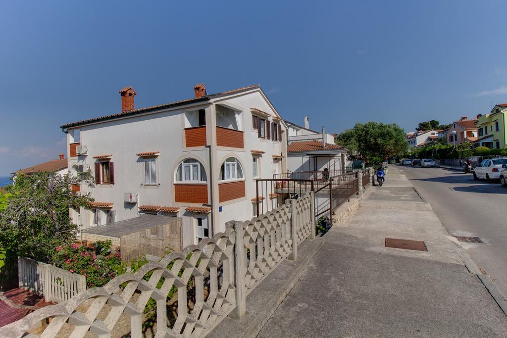 Apartment Nikolina Mali Losinj Ngoại thất bức ảnh